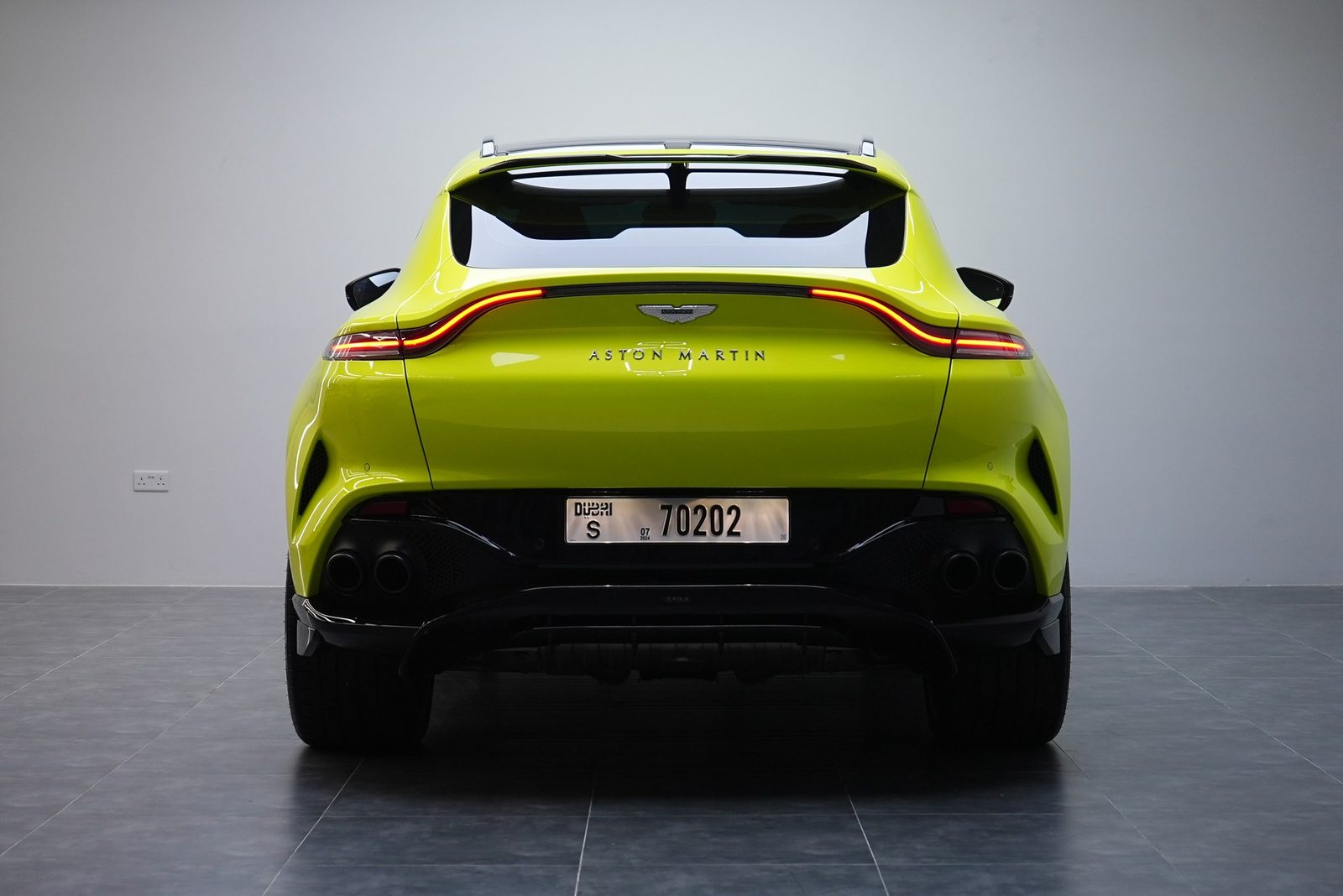 Аренда Aston Martin DBX 707 в Дубае — фото 5
