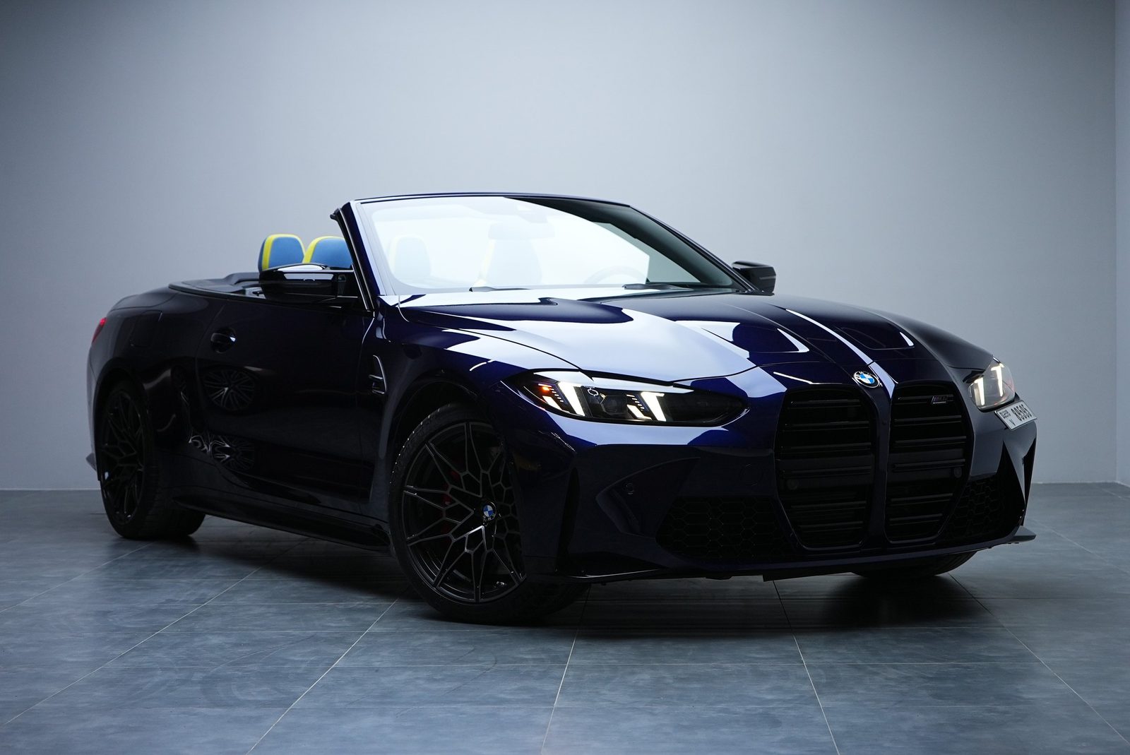 Аренда BMW M4 Convertible в Дубае