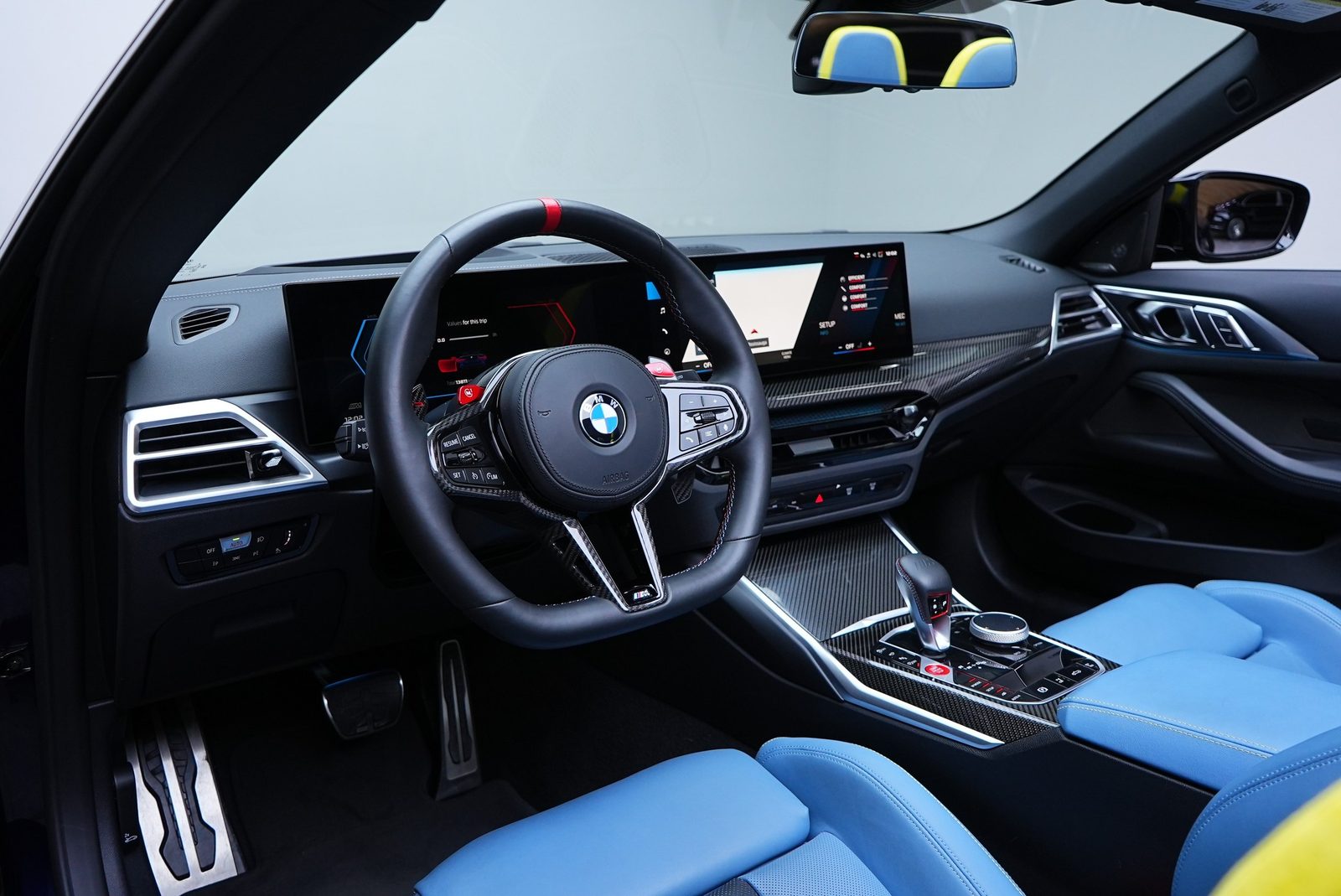 Аренда BMW M4 Convertible в Дубае — фото 6