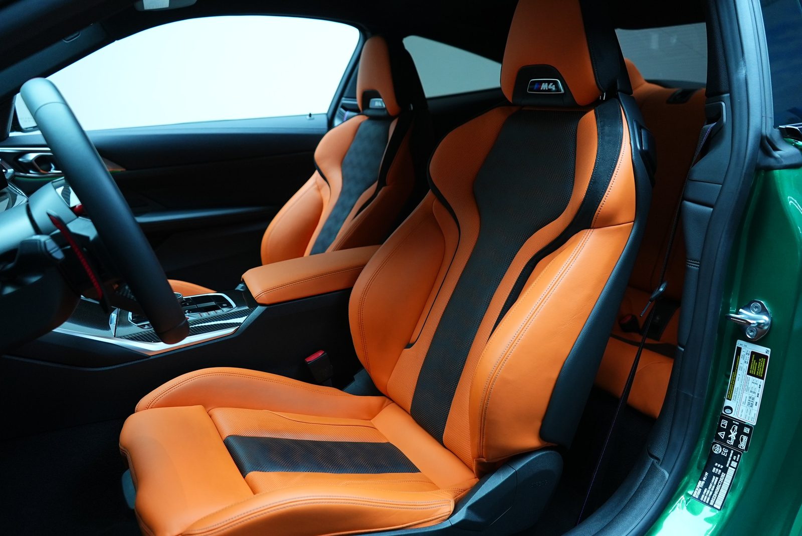 Аренда BMW M4 Coupe в Дубае — фото 7