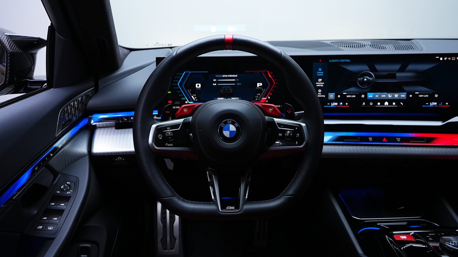 Аренда BMW M5 в Дубае — фото 6