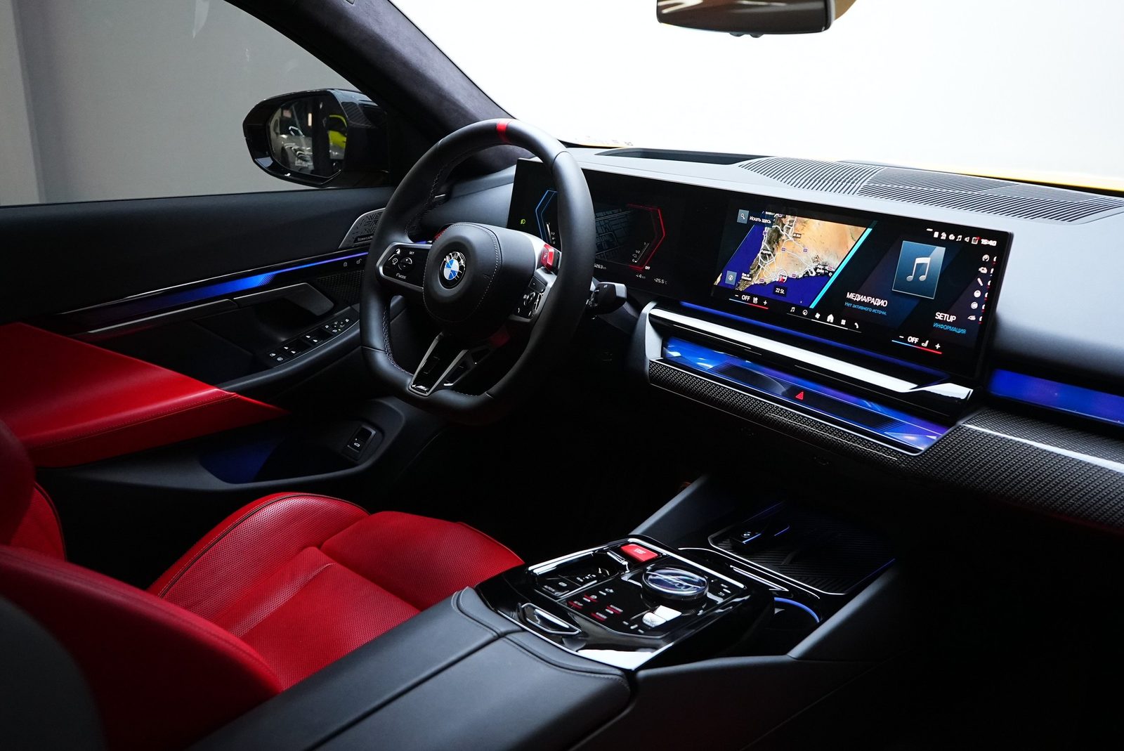 Аренда BMW M5 в Дубае — фото 7