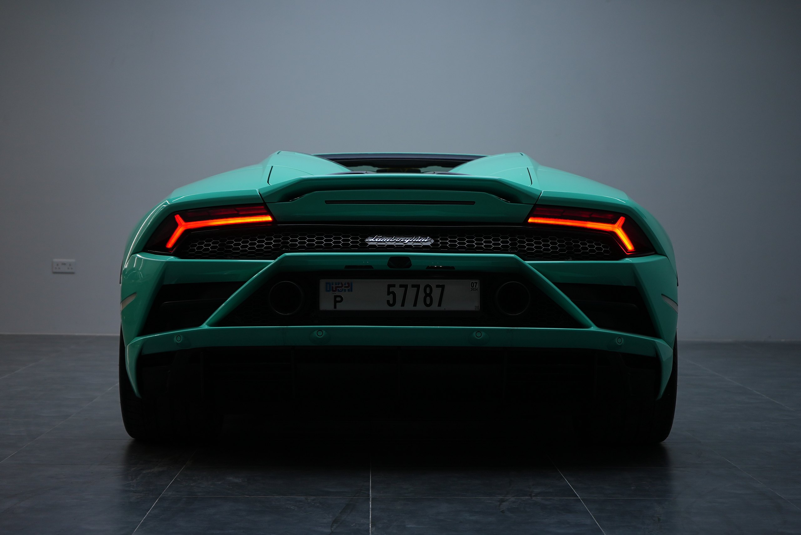 Аренда Lamborghini Huracan EVO в Дубае — фото 5