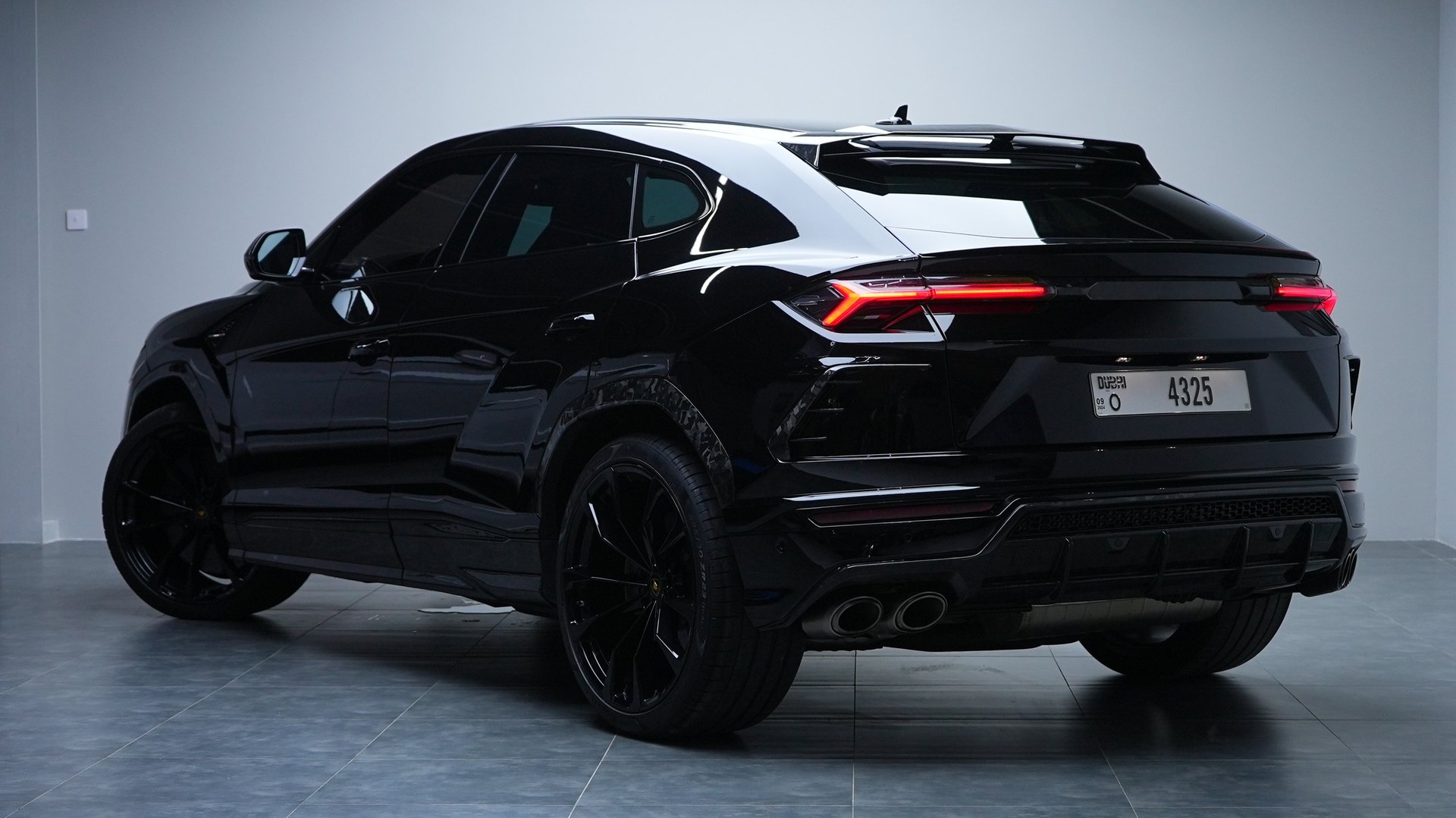 Аренда Lamborghini Urus Mansory в Дубае — фото 2