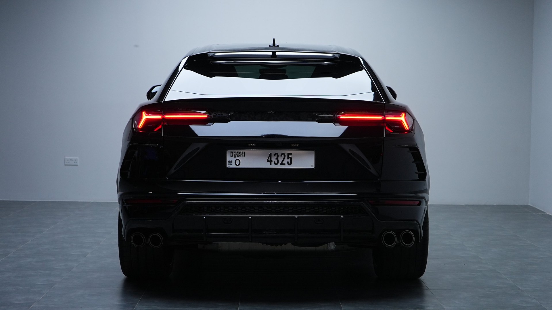 Аренда Lamborghini Urus Mansory в Дубае — фото 5