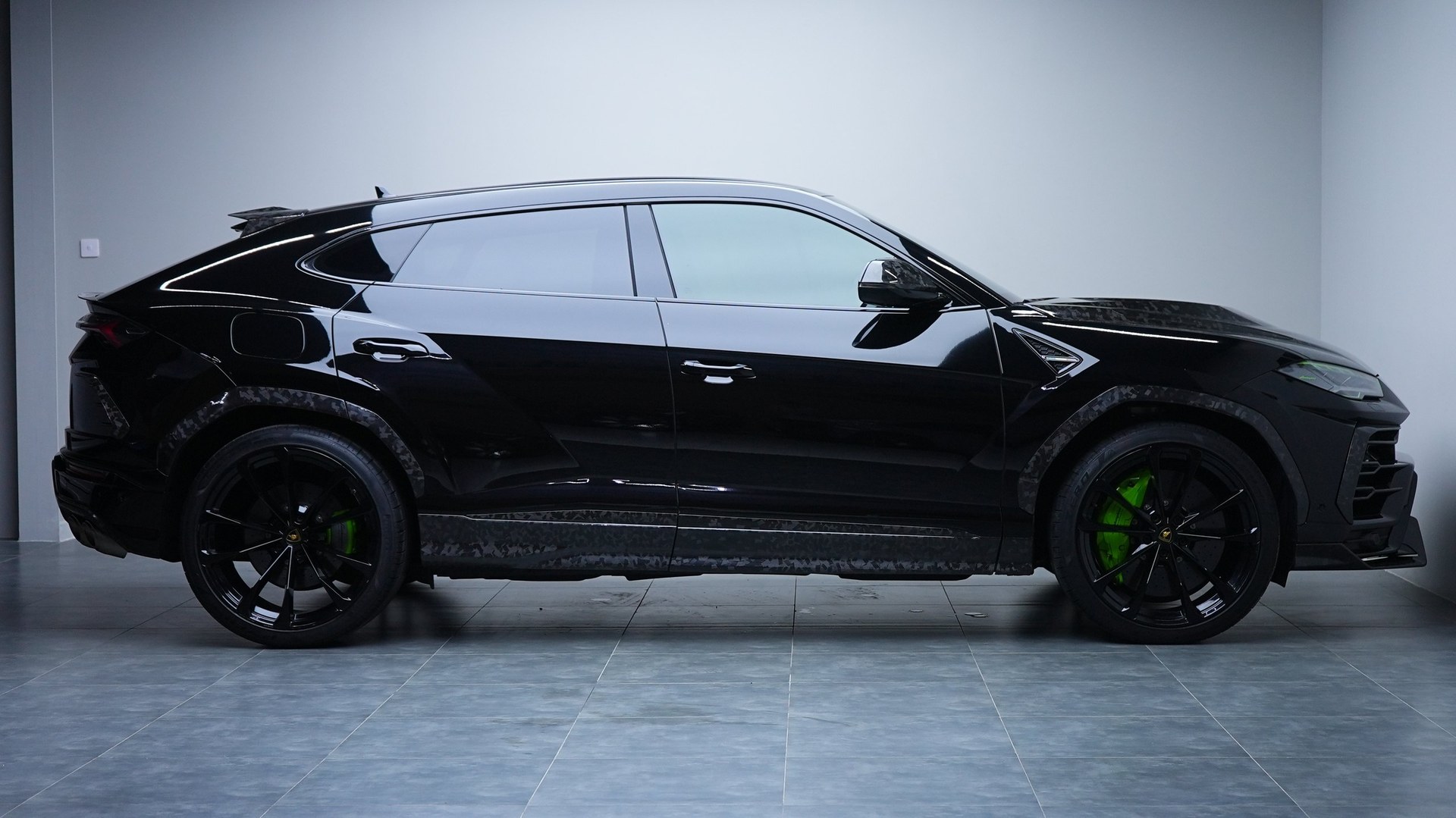 Аренда Lamborghini Urus Mansory в Дубае — фото 3