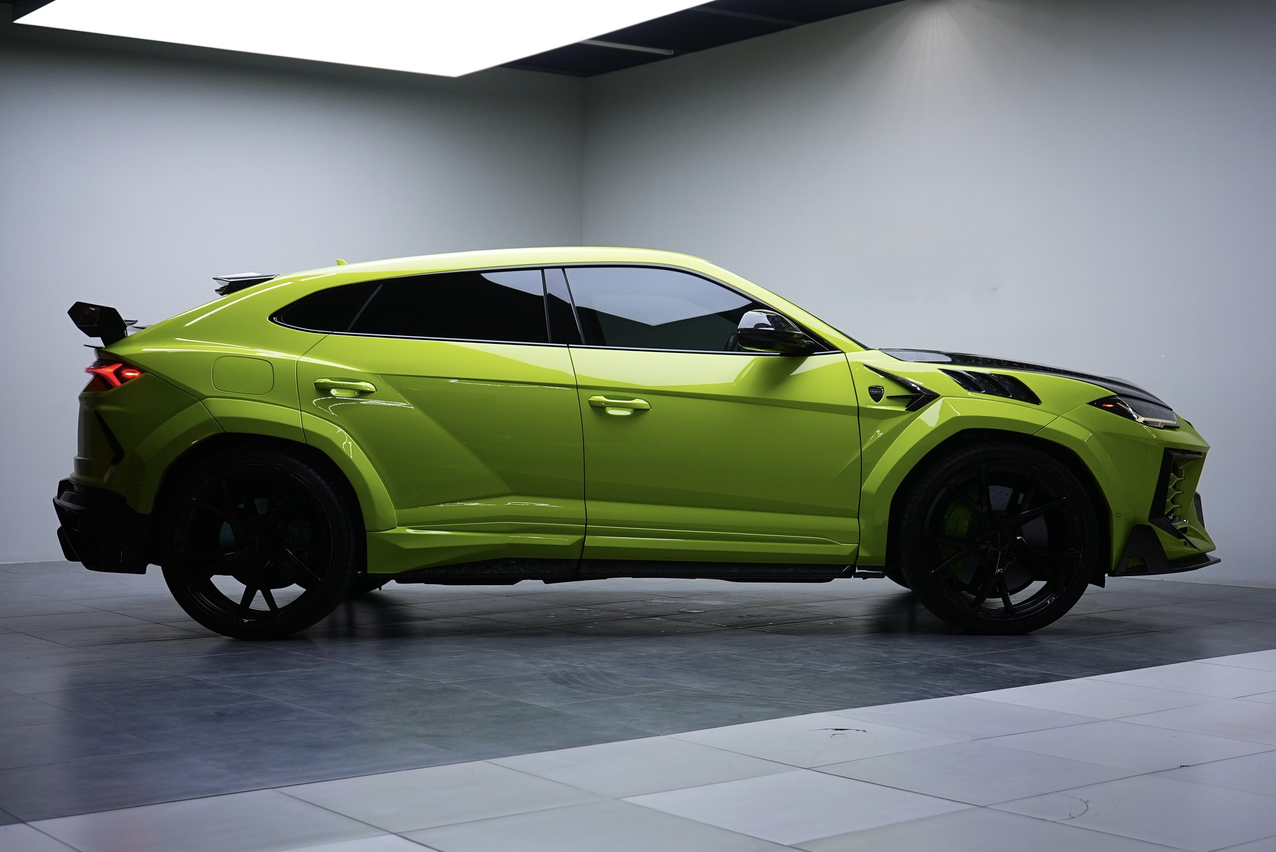 Аренда Lamborghini Urus Mansory в Дубае — фото 3