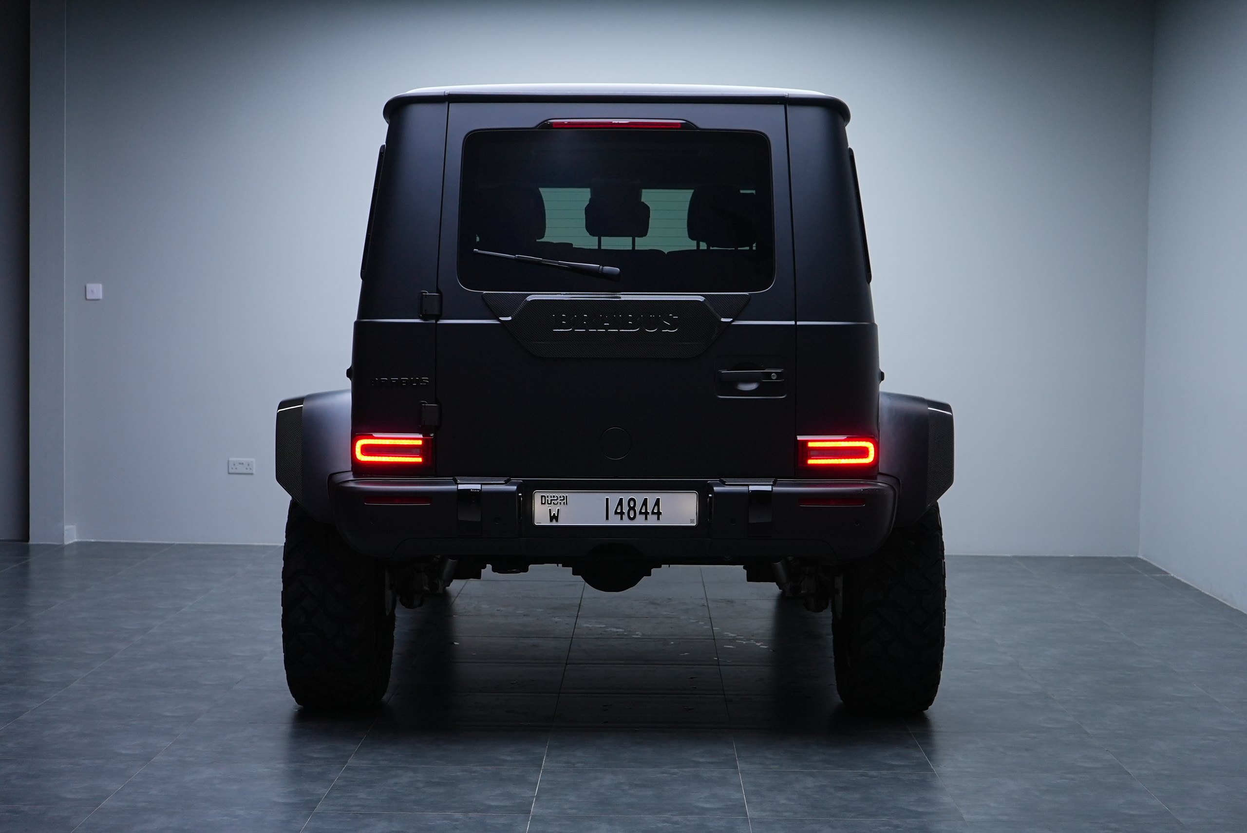 Аренда Mercedes G550 4x4 Brabus в Дубае — фото 5