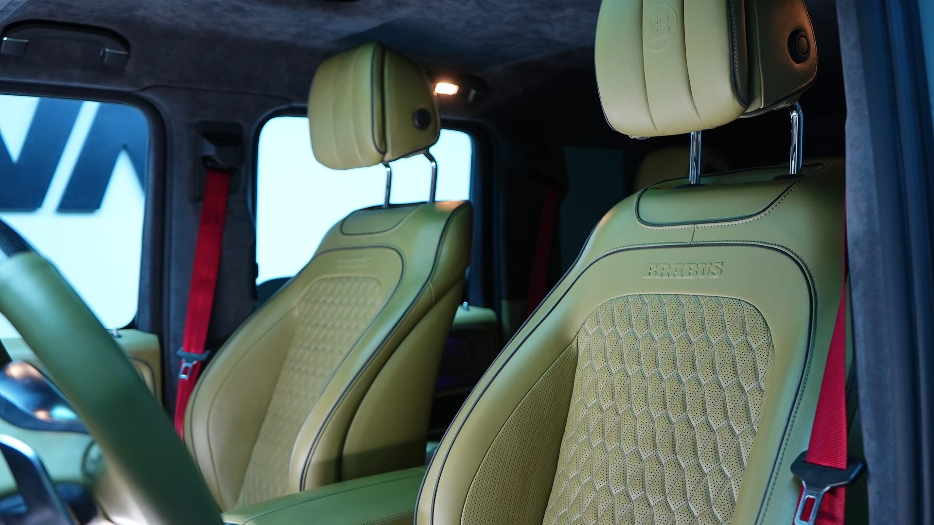 Аренда Mercedes G800 в Дубае — фото 7
