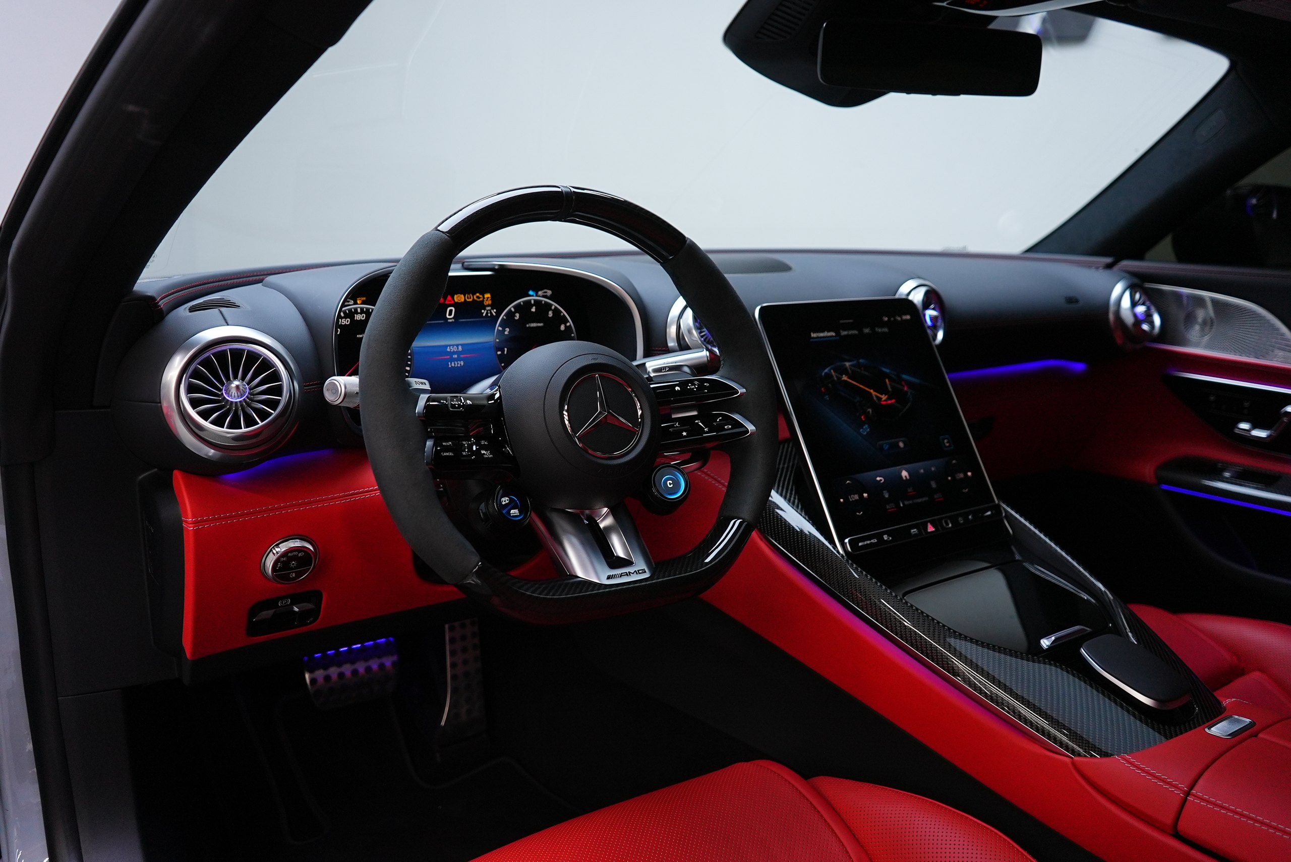 Аренда Mercedes GT 63 в Дубае — фото 6