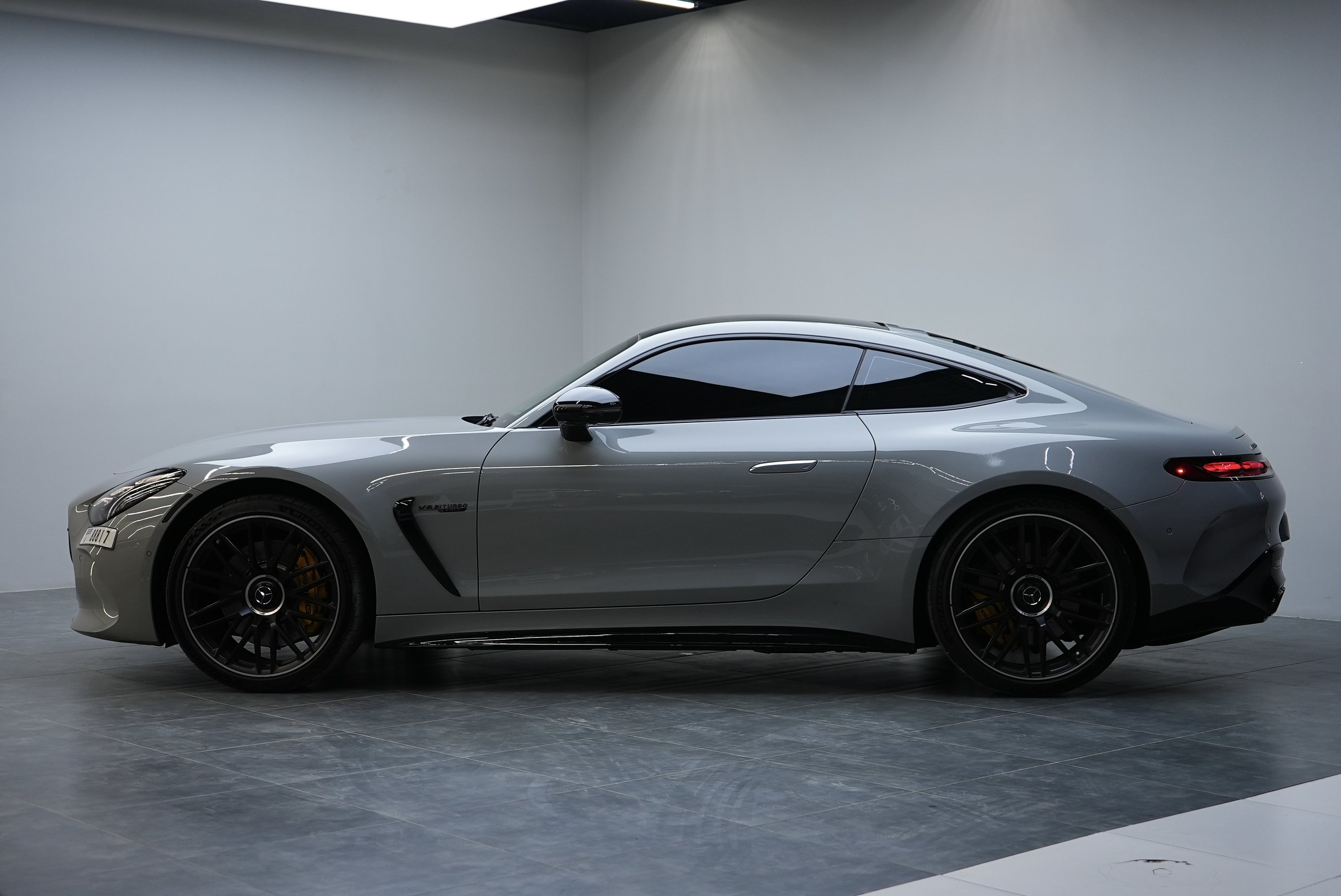 Аренда Mercedes GT 63 в Дубае — фото 3