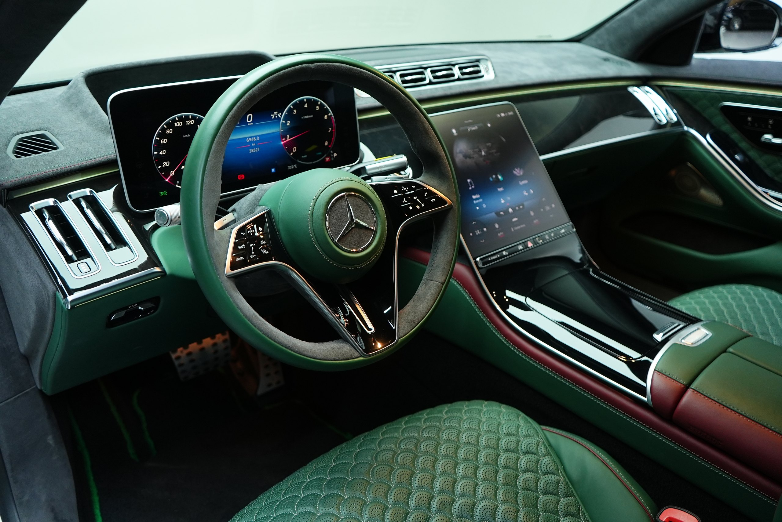 Аренда Mercedes S580 Brabus в Дубае — фото 6
