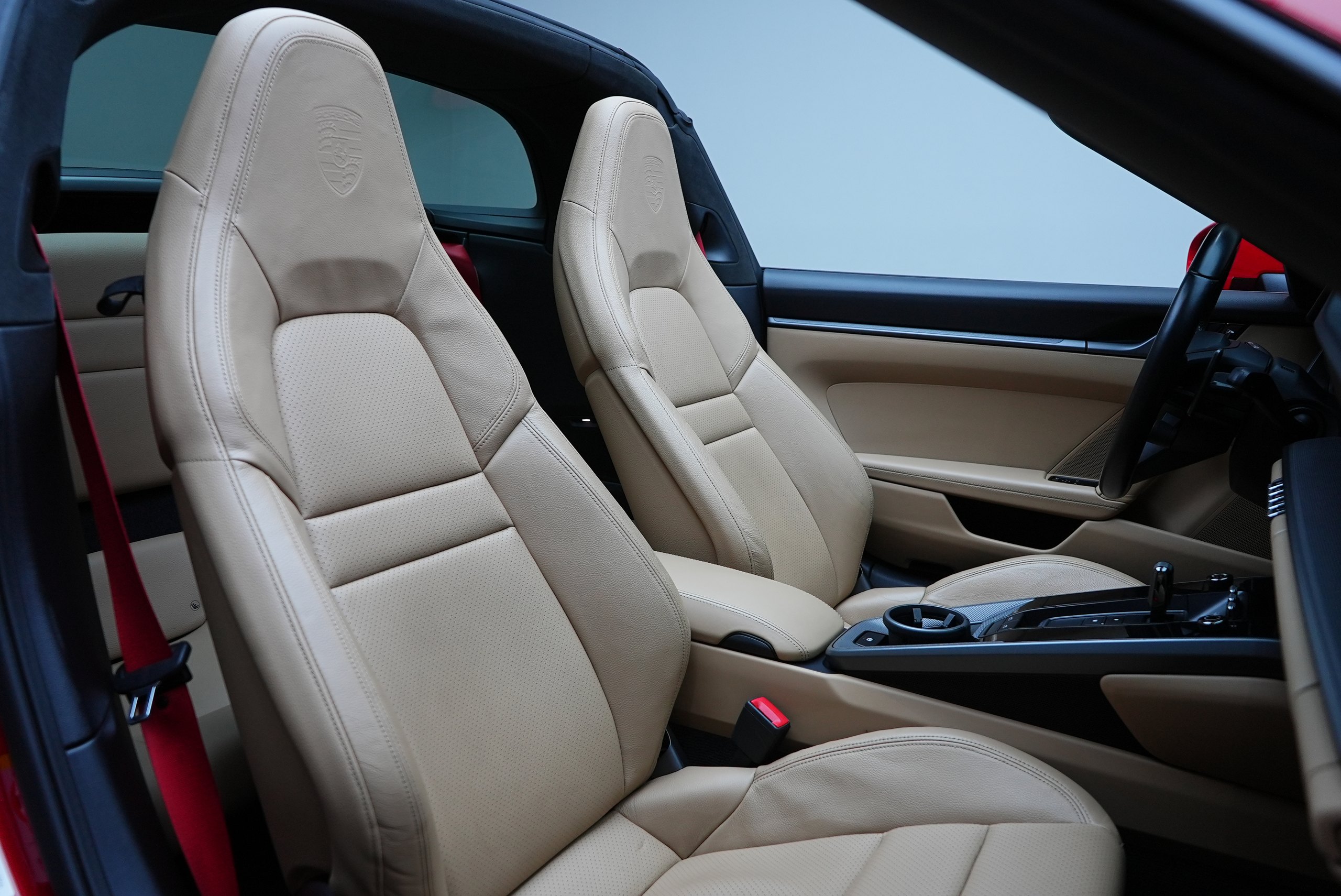 Аренда Porsche 911 Targa в Дубае — фото 7
