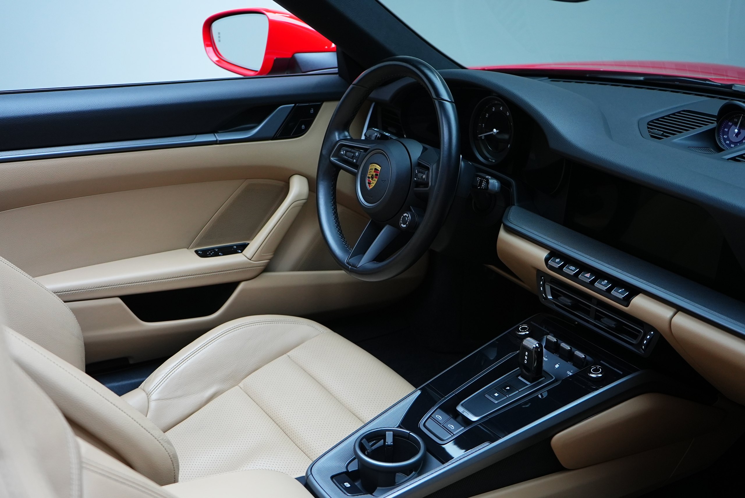 Аренда Porsche 911 Targa в Дубае — фото 8