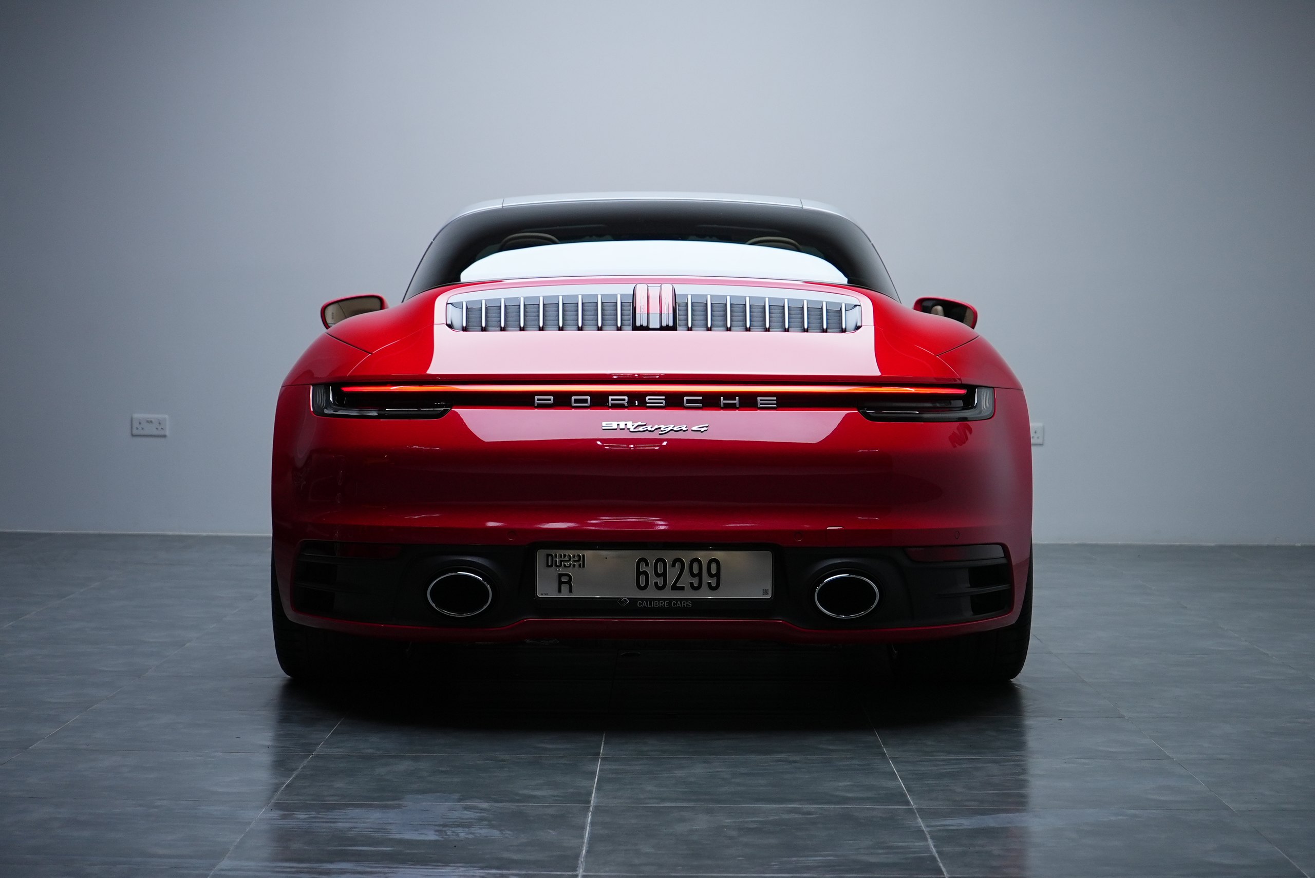 Аренда Porsche 911 Targa в Дубае — фото 5