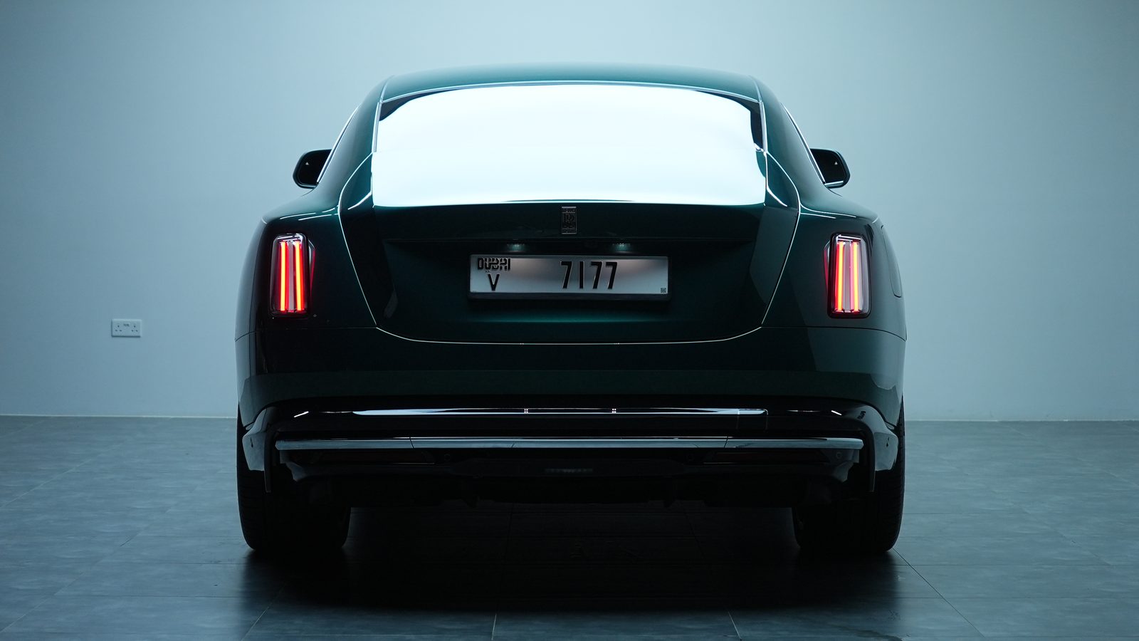 Аренда Rolls-Royce Spectre в Дубае — фото 5